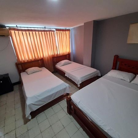 Hotel Villa Mar Centro 圣玛尔塔 外观 照片